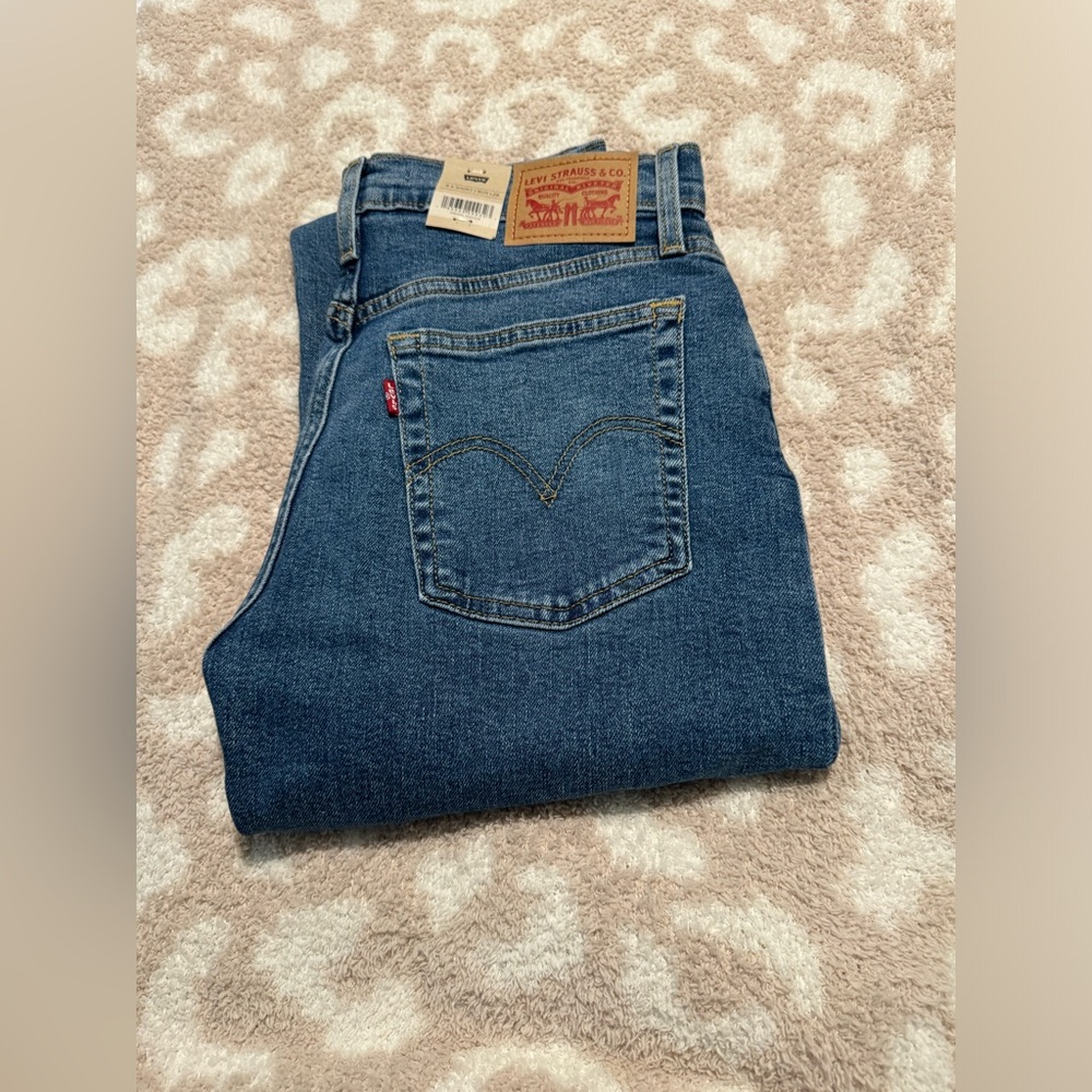Levi’s Wedgie Straight Jeans // Size 8 Short - Picture 3 of 7